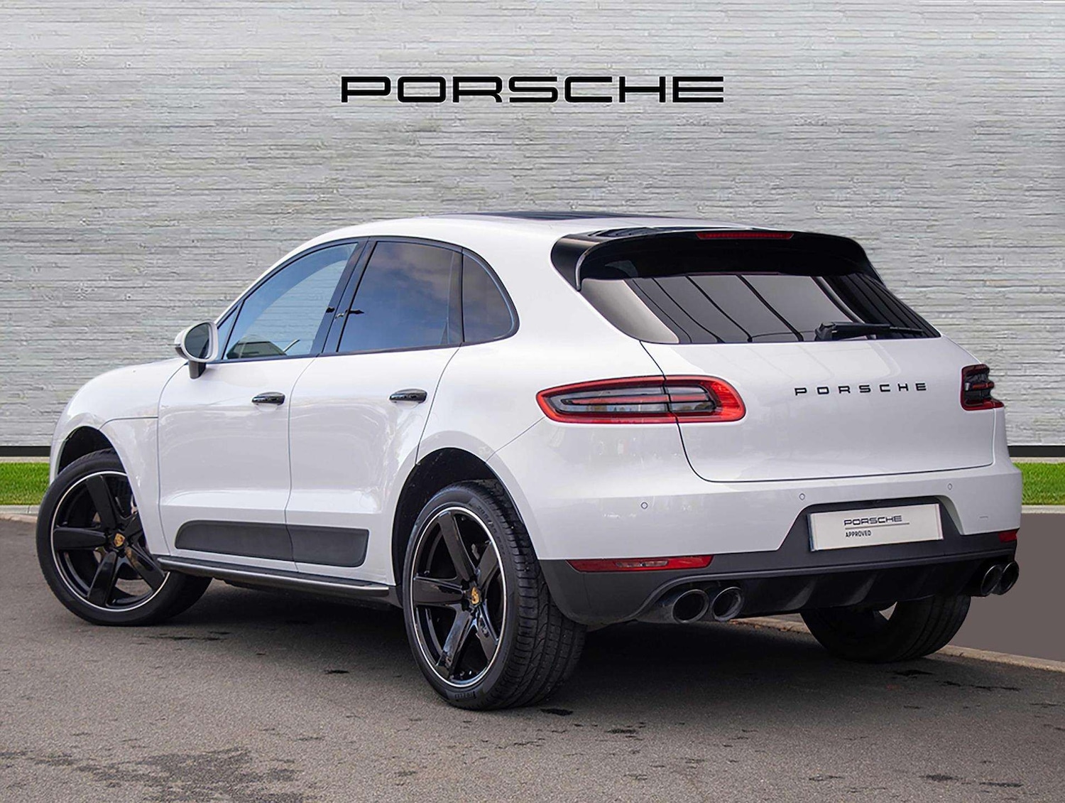 Used Porsche Macan 2017 for sale - 76648911: Photo 3