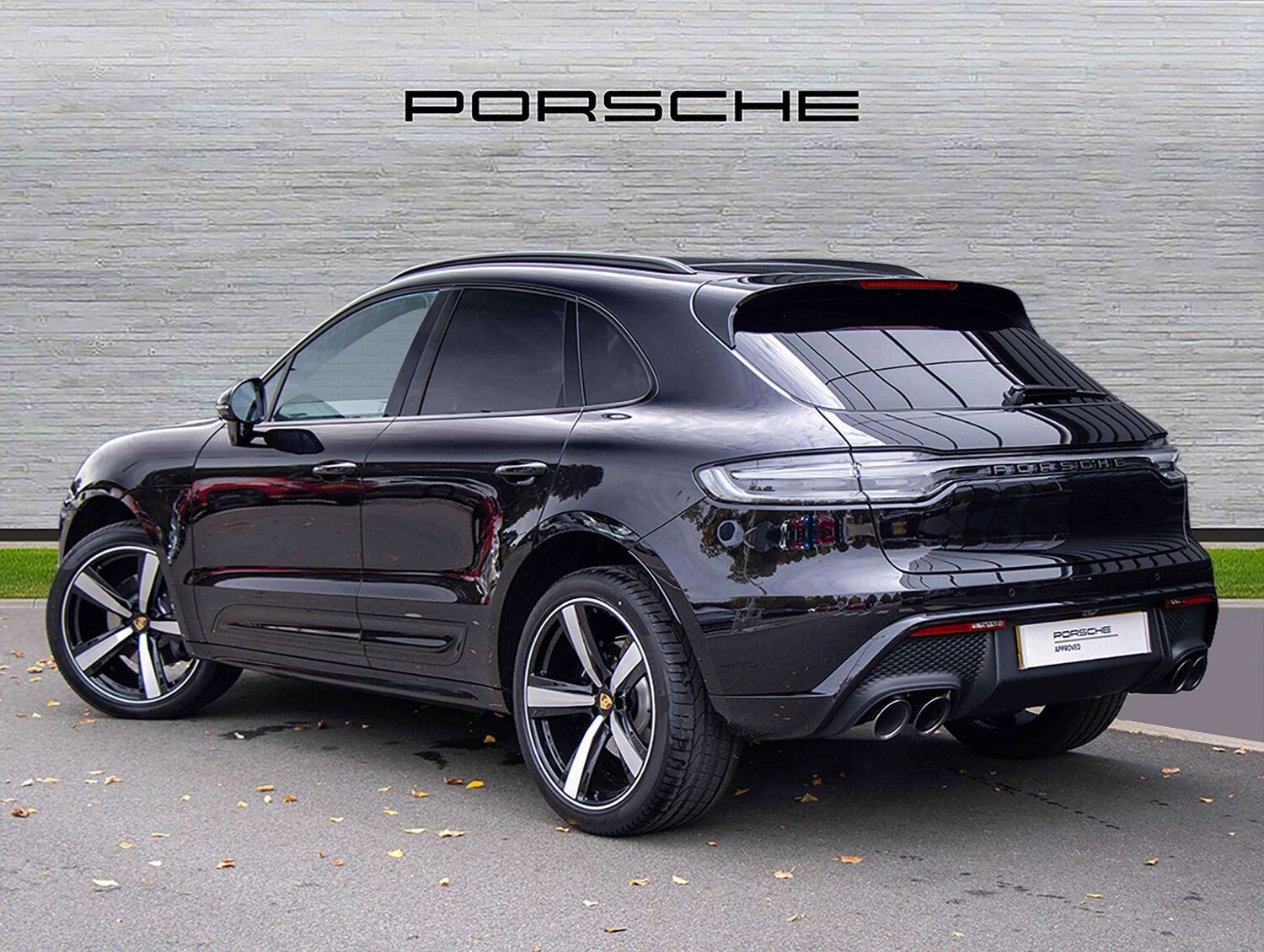 Used Porsche Macan 2025 for sale - 76286238: Photo 3