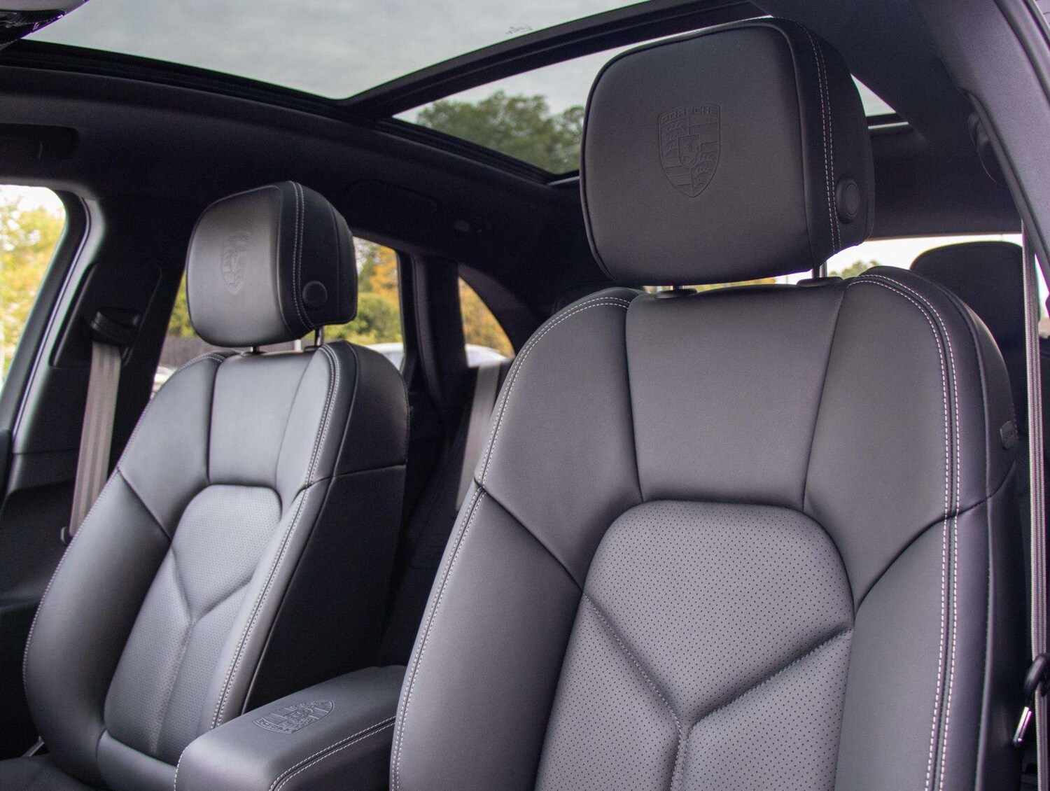 Used Porsche Macan 2025 for sale - 76286238: Photo 31