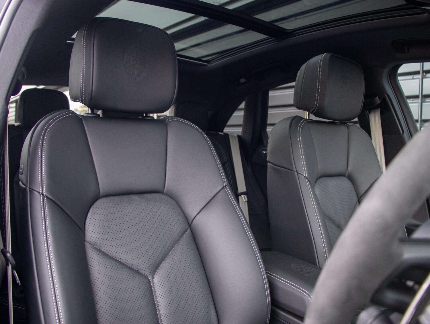 Used Porsche Macan 2025 for sale - 76286238: Photo 8