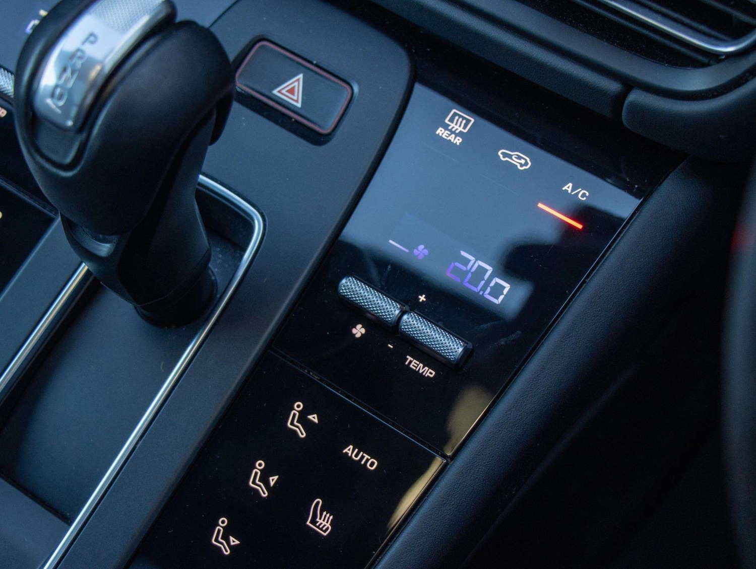 Used Porsche Macan 2021 for sale - 76624666: Photo 12