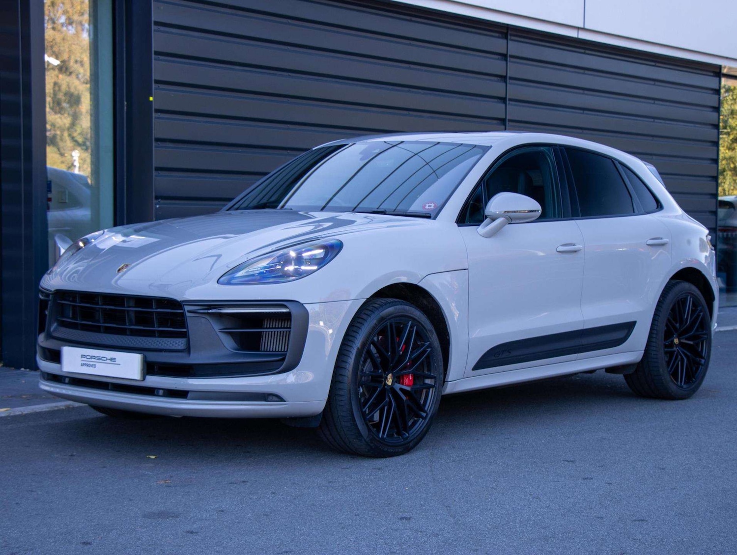 Used Porsche Macan 2021 for sale - 76624666: Photo 16