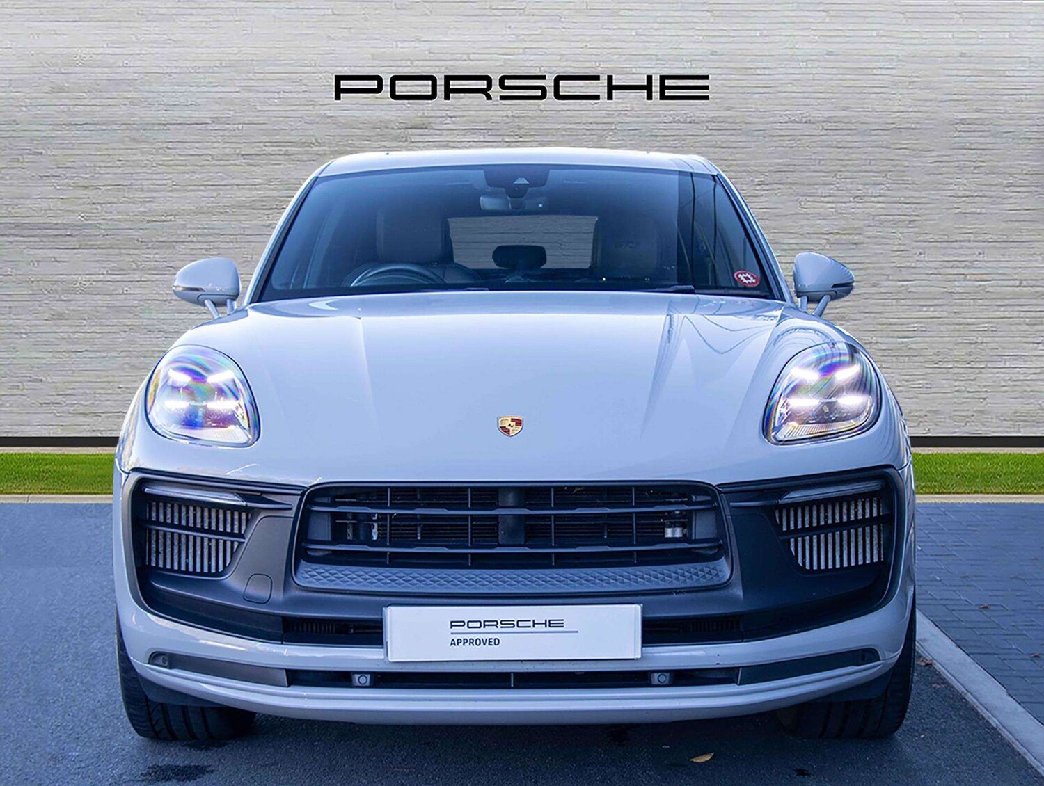 Used Porsche Macan 2021 for sale - 76624666: Photo 6