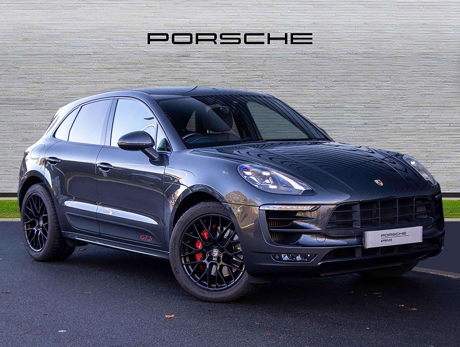 Used Porsche Macan 2016 for sale - 76421091: Photo 1