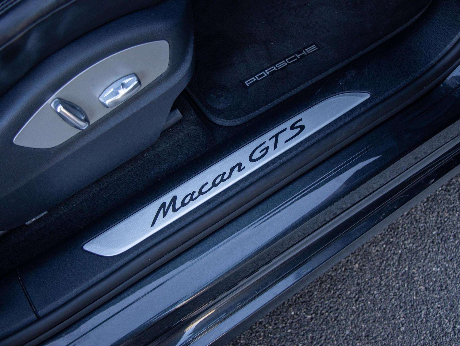 Used Porsche Macan 2016 for sale - 76421091: Photo 16