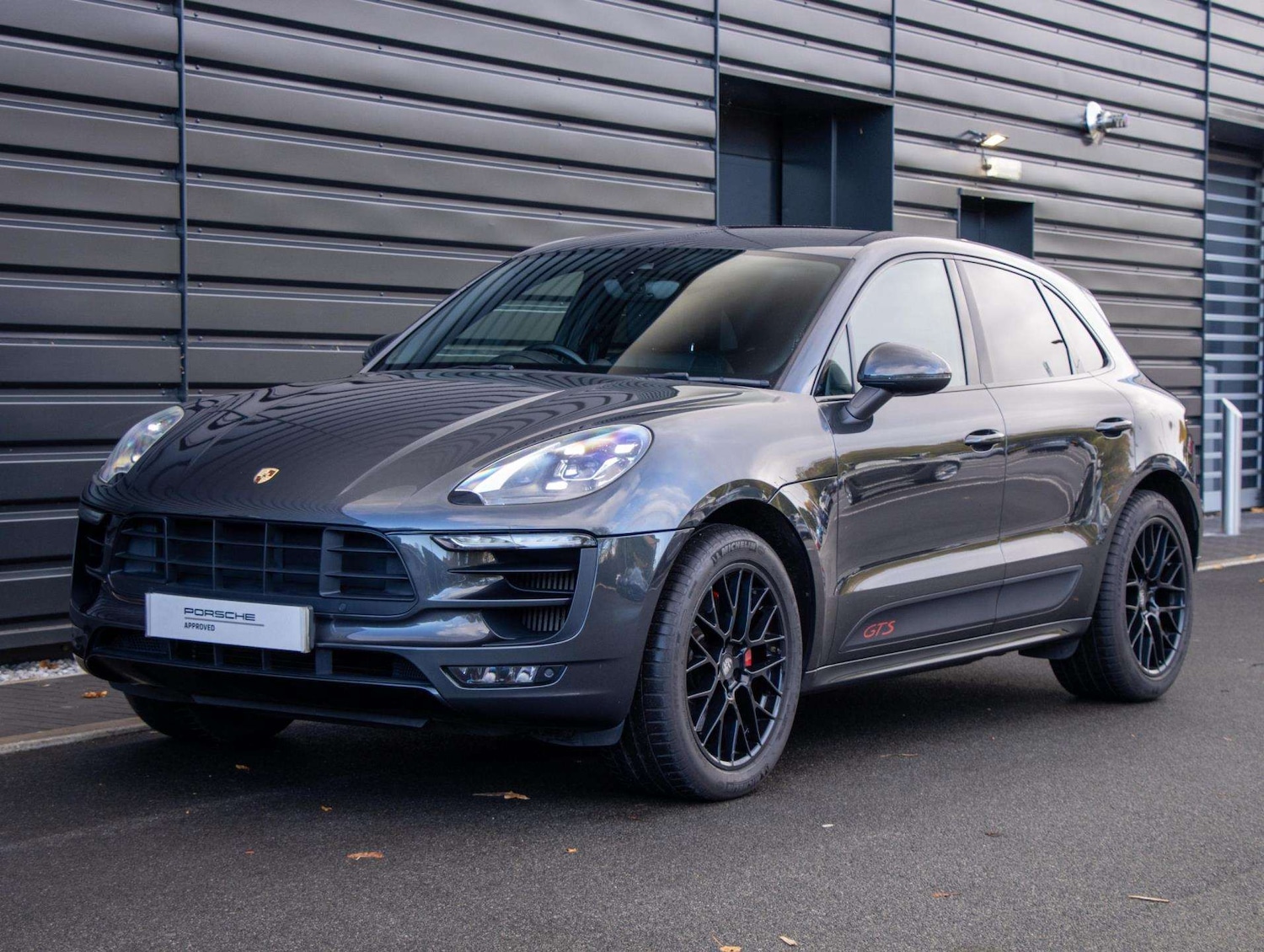 Used Porsche Macan 2016 for sale - 76421091: Photo 17