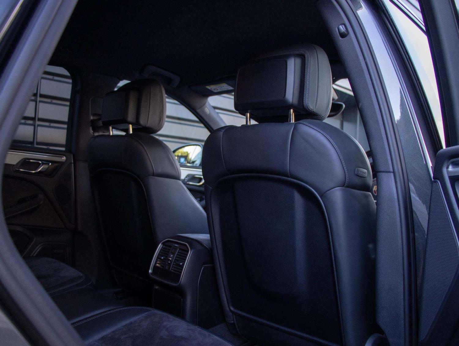 Used Porsche Macan 2016 for sale - 76421091: Photo 25