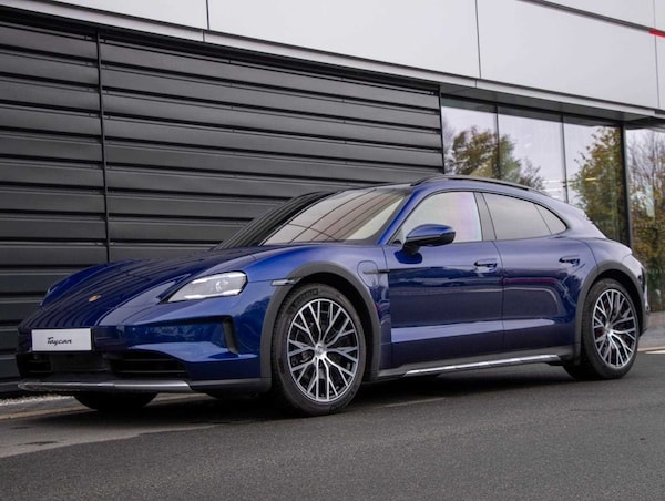 Used Porsche Taycan 2024 for sale - 73814075: Photo 15