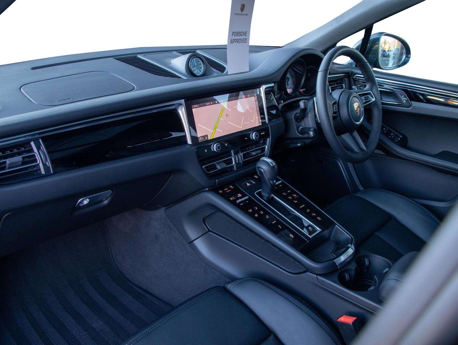 Used Porsche Macan 2025 for sale - 77158557: Photo 10