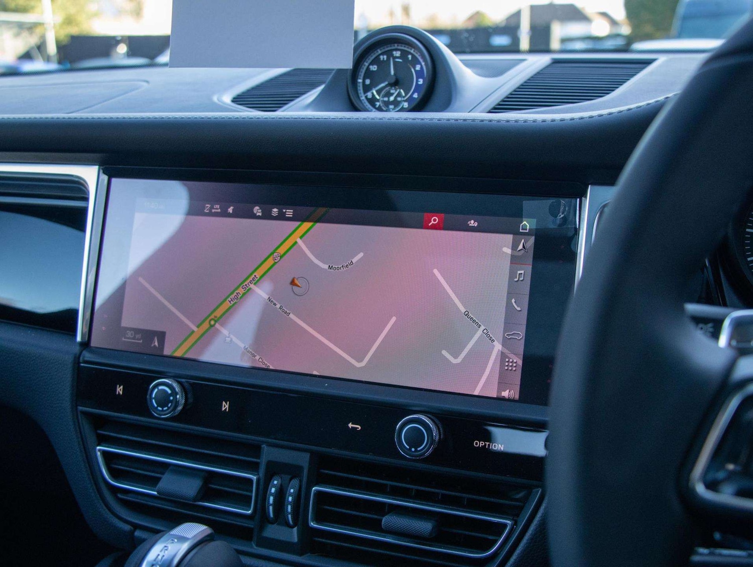 Used Porsche Macan 2025 for sale - 77158557: Photo 26