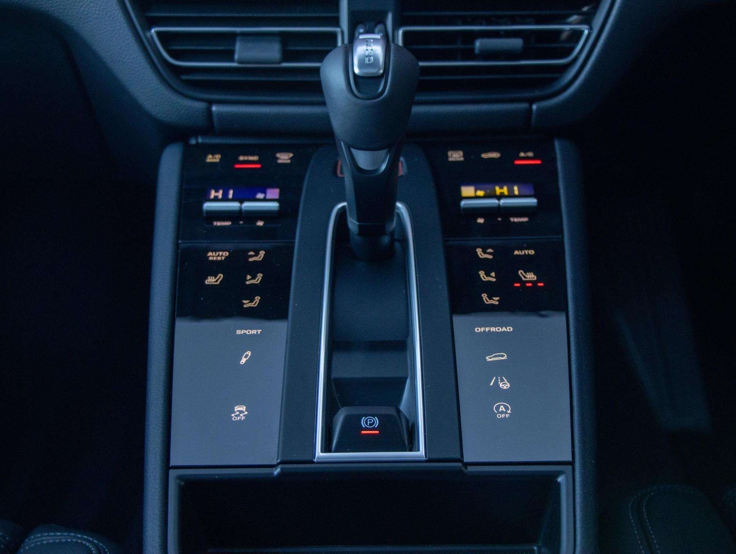 Used Porsche Macan 2025 for sale - 77158557: Photo 28