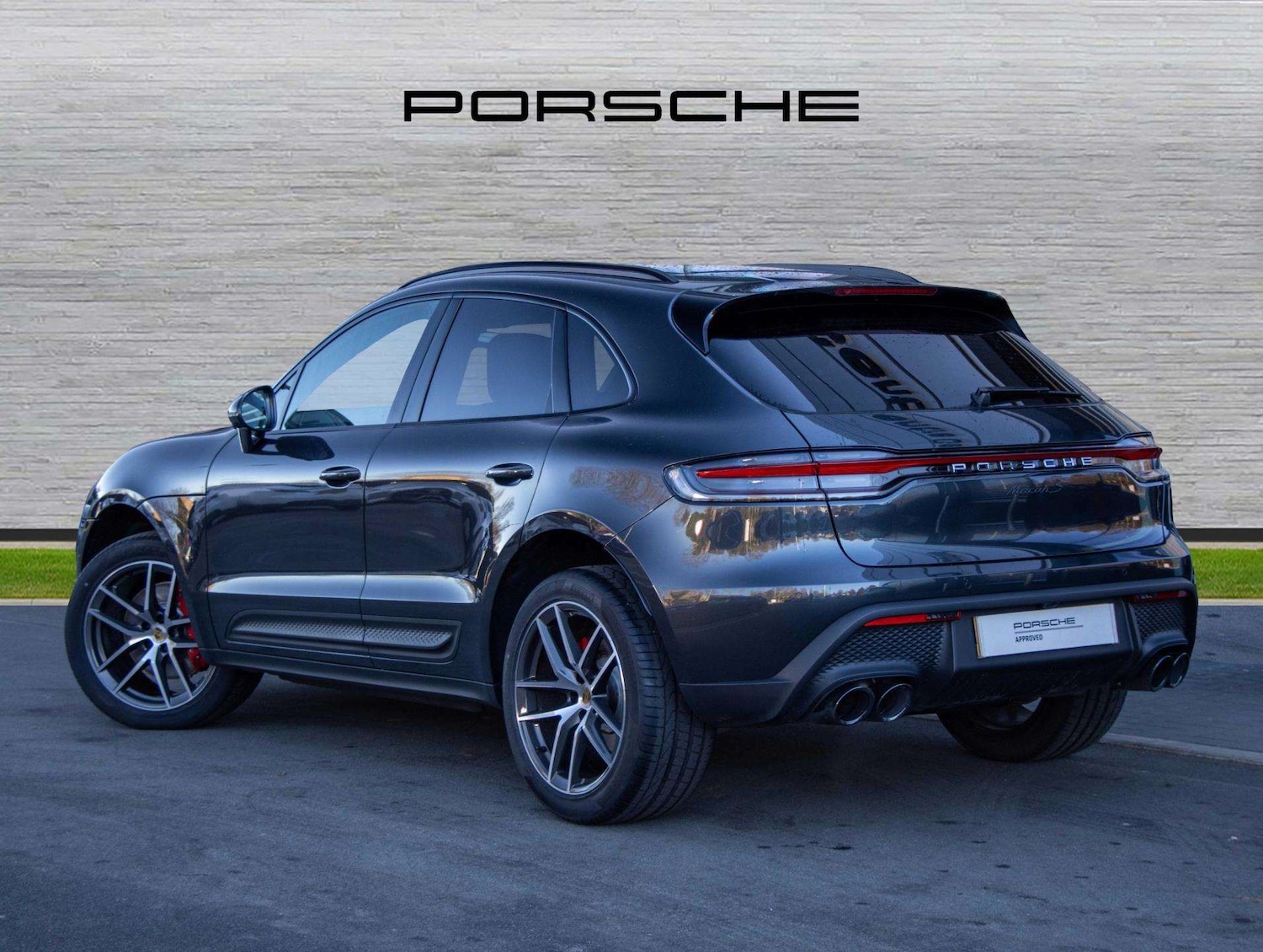 Used Porsche Macan 2025 for sale - 77158557: Photo 3