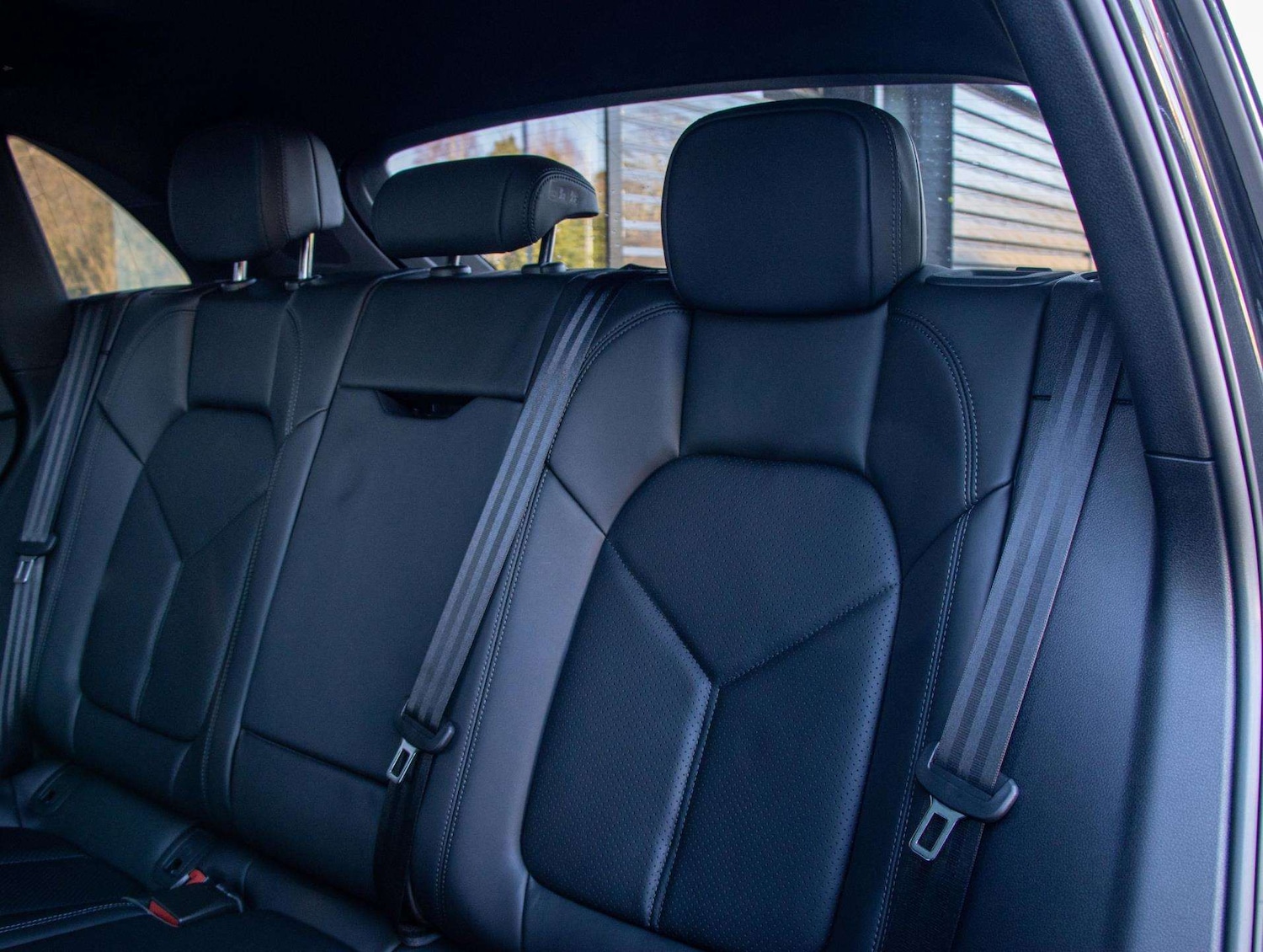 Used Porsche Macan 2025 for sale - 77158557: Photo 31