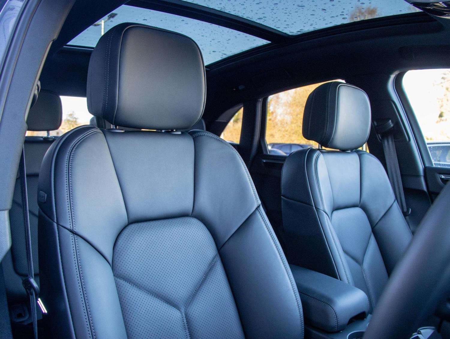 Used Porsche Macan 2025 for sale - 77158557: Photo 8