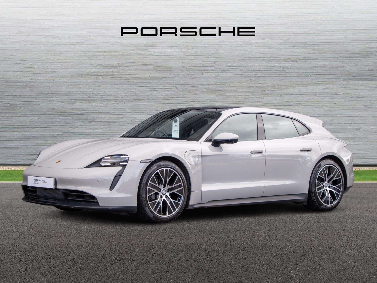 Used Porsche Taycan 2022 for sale - 77686461: Photo 16