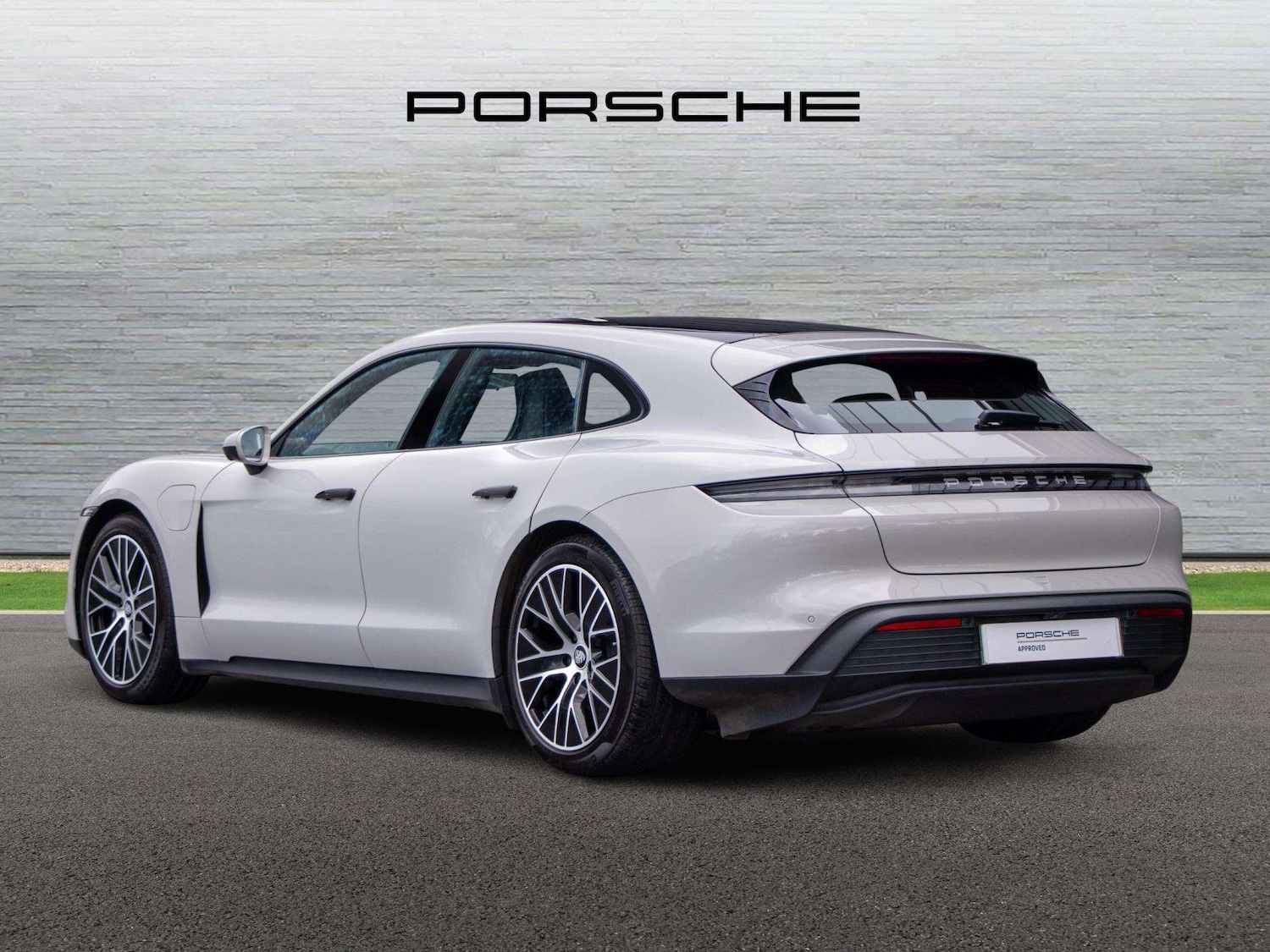 Used Porsche Taycan 2022 for sale - 77686461: Photo 21