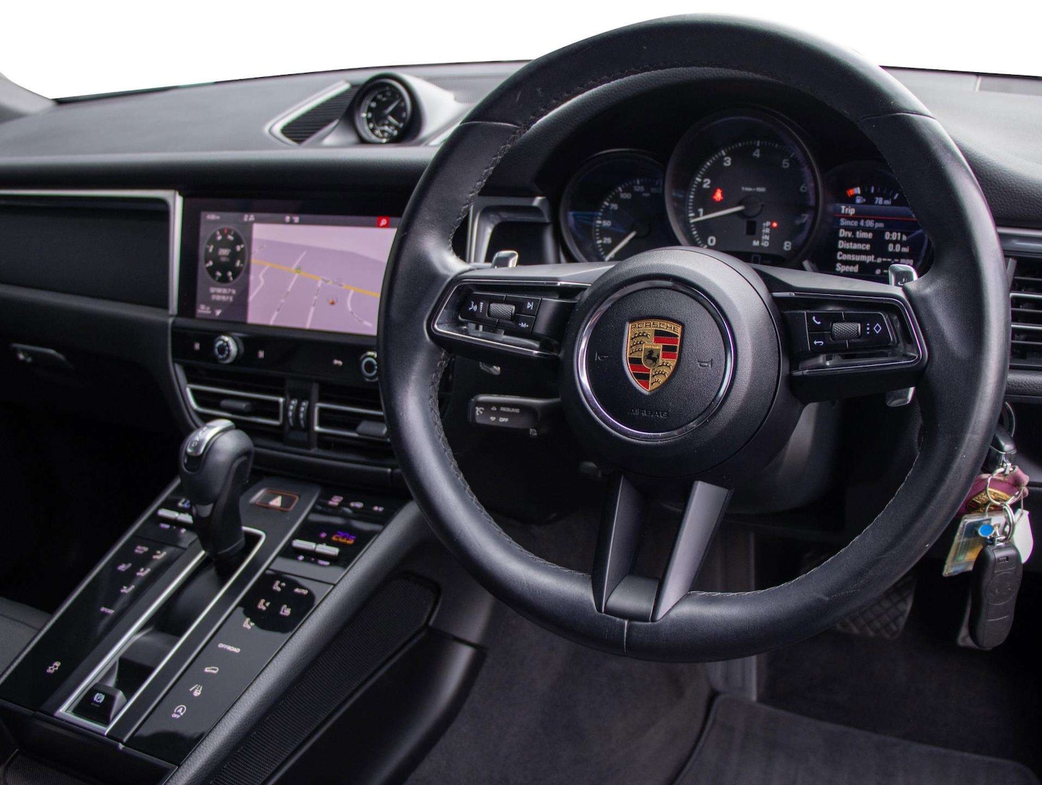 Used Porsche Macan 2021 for sale - 76774245: Photo 9