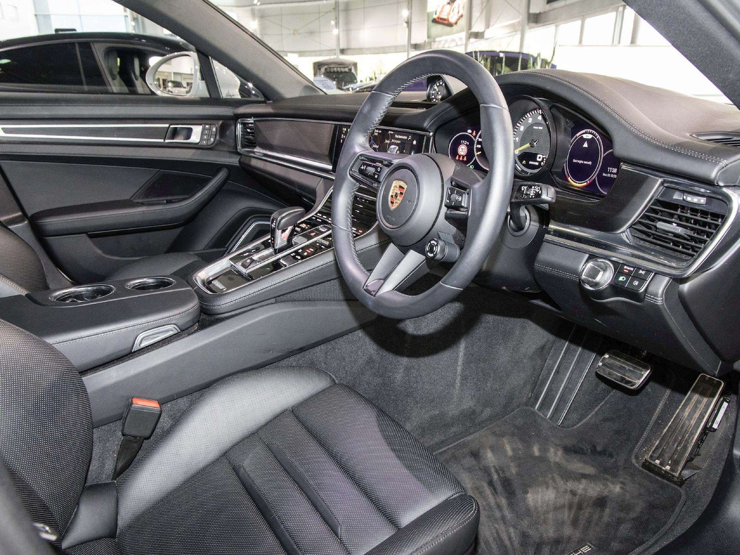 Used Porsche Panamera 2023 for sale - 77540759: Photo 21