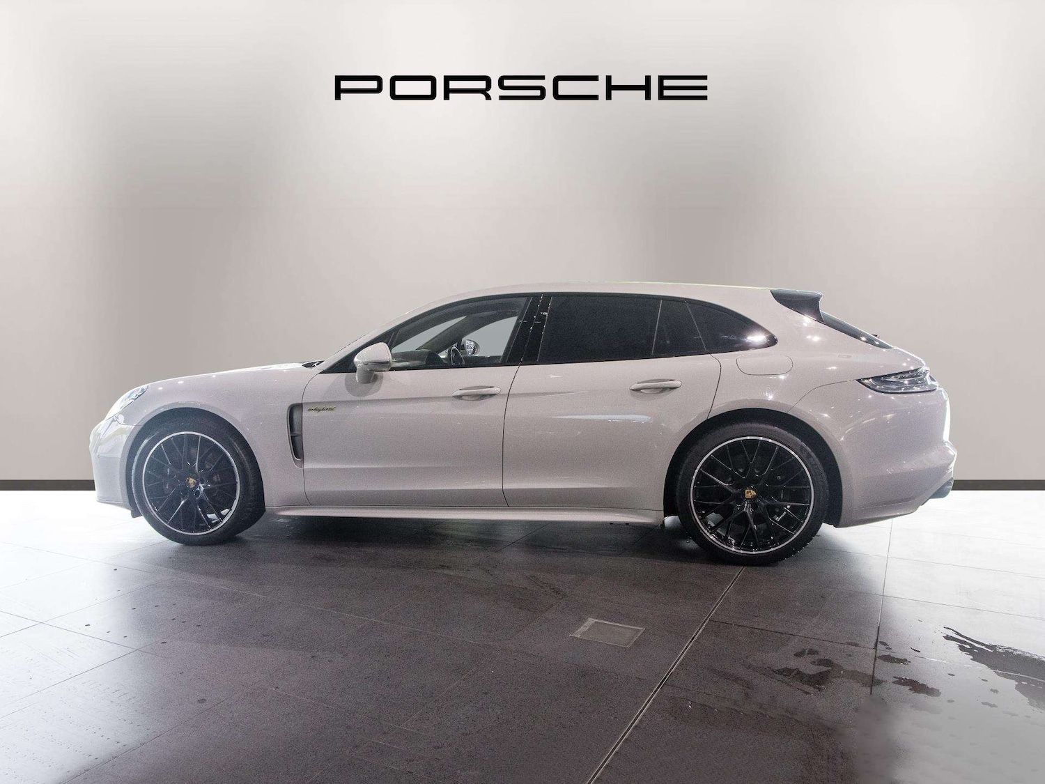 Used Porsche Panamera 2023 for sale - 77540759: Photo 6