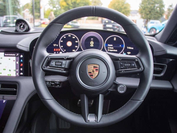 Used Porsche Taycan 2025 for sale - 76286308: Photo 14