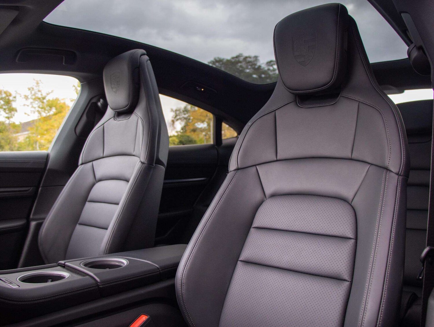 Used Porsche Taycan 2025 for sale - 76286308: Photo 30