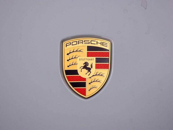 Used Porsche Taycan 2025 for sale - 76286308: Photo 32