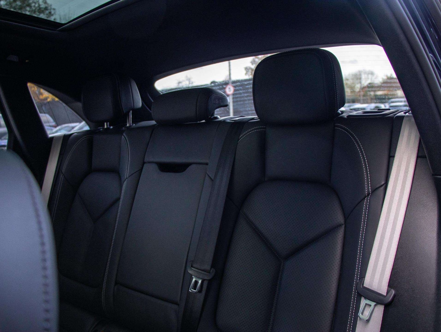 Used Porsche Macan 2021 for sale - 76553162: Photo 27