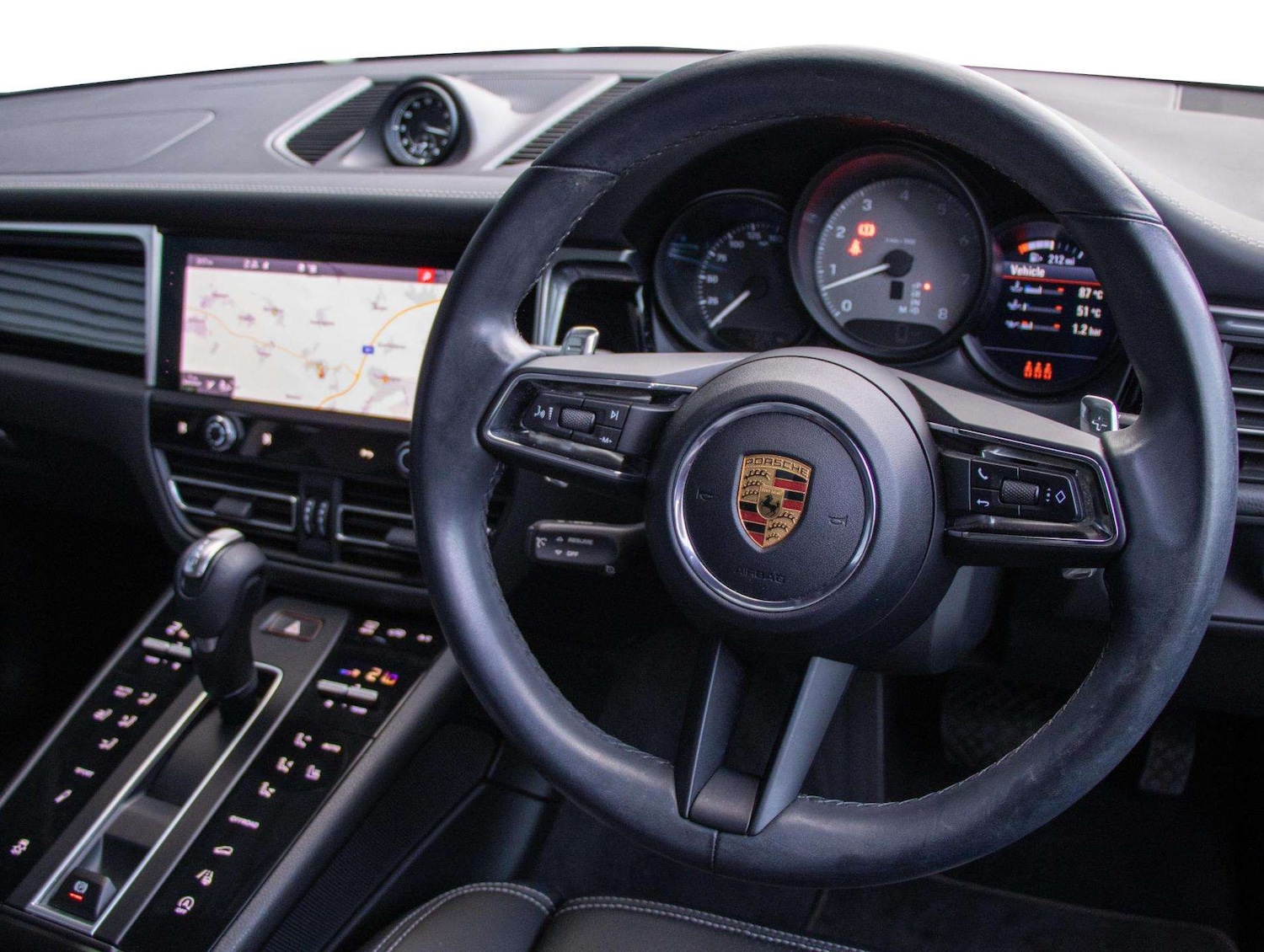 Used Porsche Macan 2021 for sale - 76553162: Photo 9