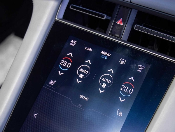 Used Porsche Taycan 2020 for sale - 75202196: Photo 12