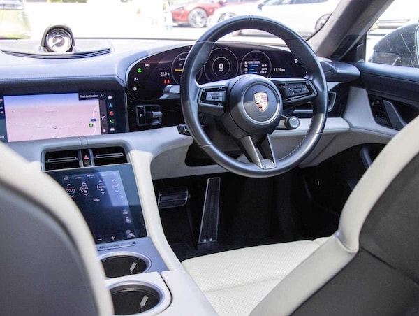 Used Porsche Taycan 2020 for sale - 75202196: Photo 28