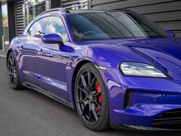 Used Porsche Taycan 2025 for sale - 75461077: Photo 18