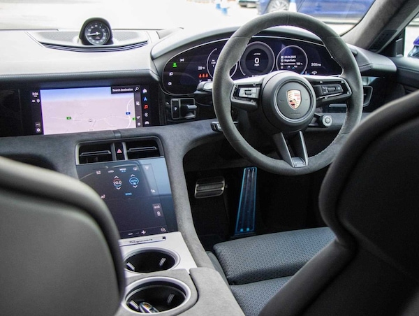 Used Porsche Taycan 2025 for sale - 75461077: Photo 28