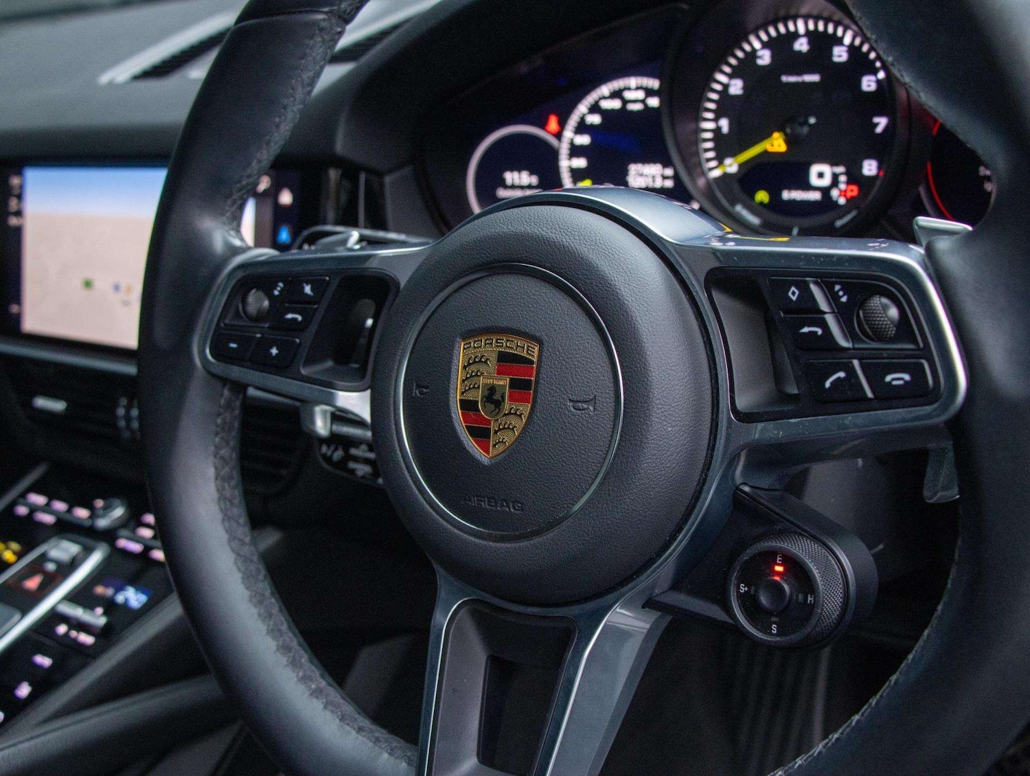 Used Porsche Cayenne 2021 for sale - 76827676: Photo 13