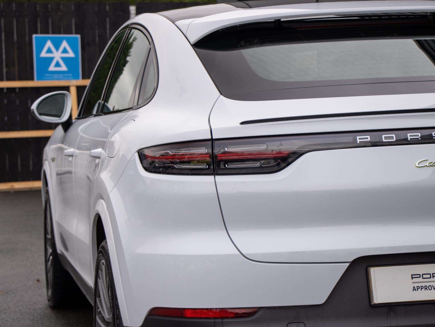 Used Porsche Cayenne 2021 for sale - 76827676: Photo 21