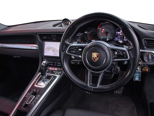 Used Porsche 911 2018 for sale - 76310717: Photo 12