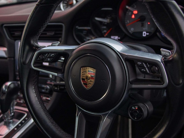 Used Porsche 911 2018 for sale - 76310717: Photo 16