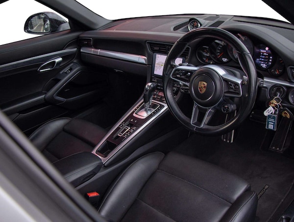 Used Porsche 911 2018 for sale - 76310717: Photo 8