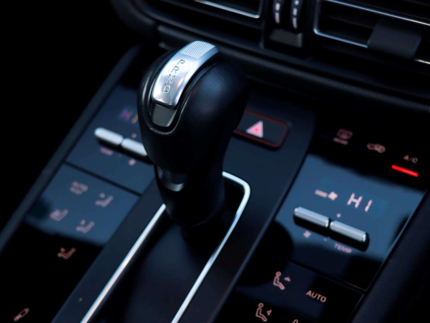 Used Porsche Macan 2023 for sale - 77178930: Photo 10