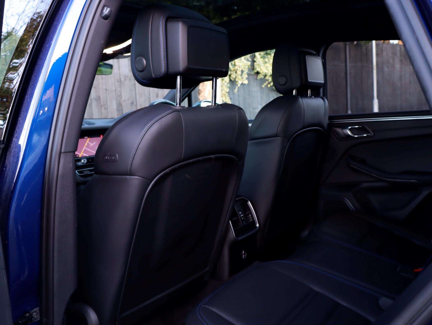 Used Porsche Macan 2023 for sale - 77178930: Photo 25