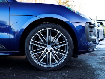Used Porsche Macan 2023 for sale - 77178930: Photo