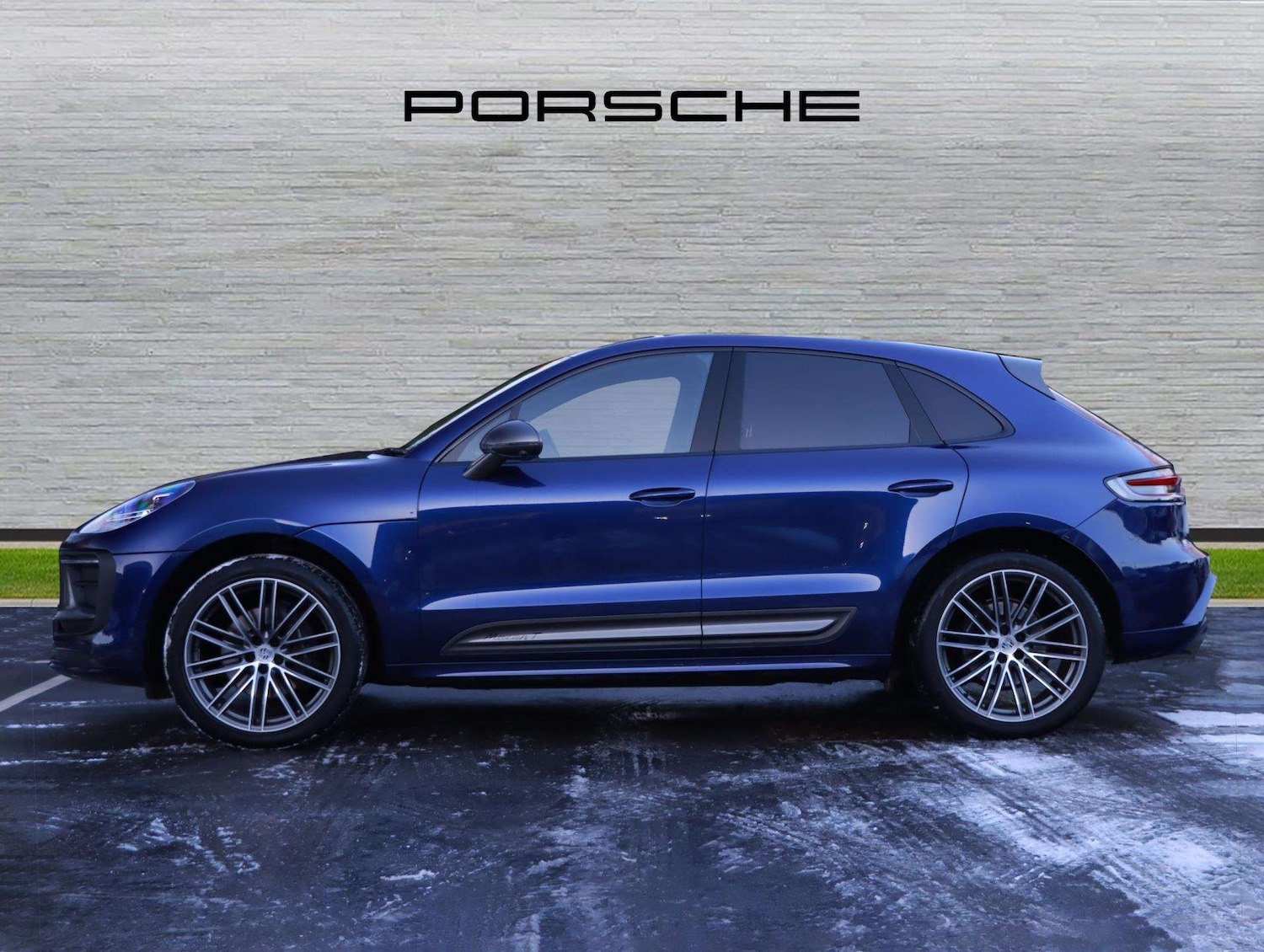 Used Porsche Macan 2023 for sale - 77178930: Photo 5