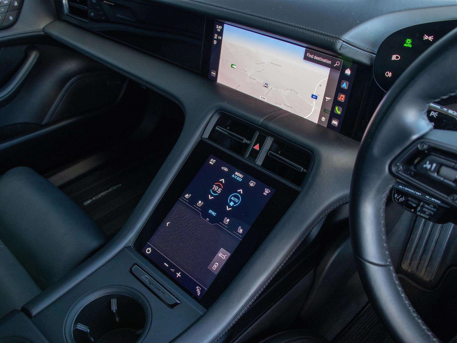 Used Porsche Taycan 2023 for sale - 77842494: Photo 18