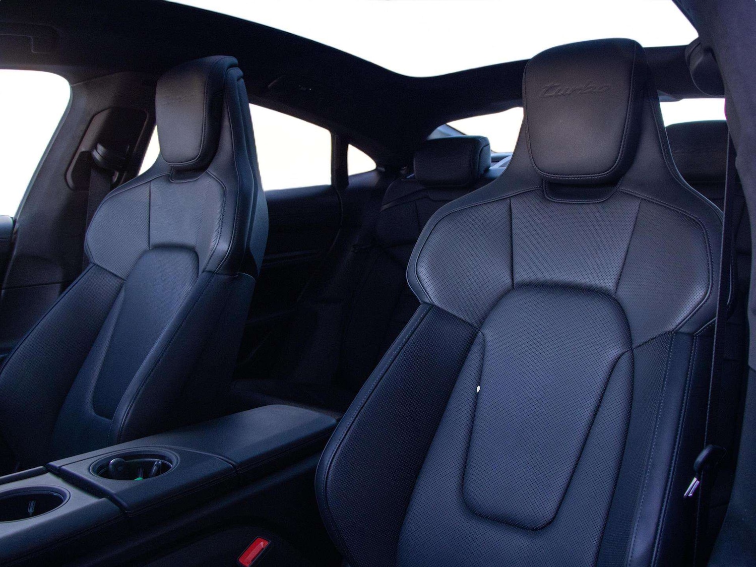 Used Porsche Taycan 2023 for sale - 77842494: Photo 28