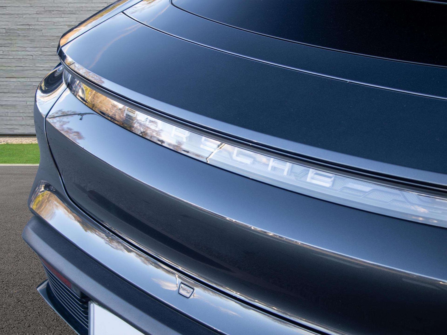 Used Porsche Taycan 2023 for sale - 77842494: Photo 30