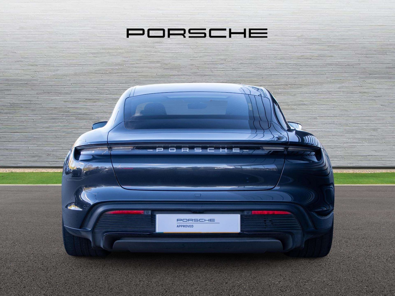 Used Porsche Taycan 2023 for sale - 77842494: Photo 7