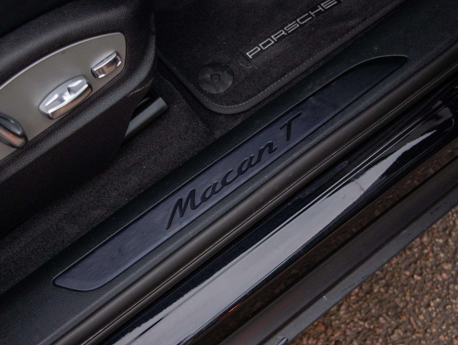 Used Porsche Macan 2023 for sale - 76875773: Photo 14