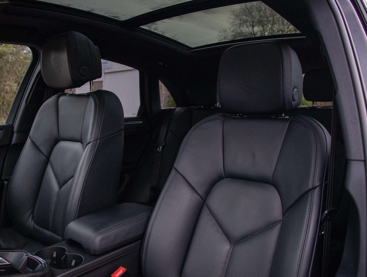 Used Porsche Macan 2023 for sale - 76875773: Photo 30