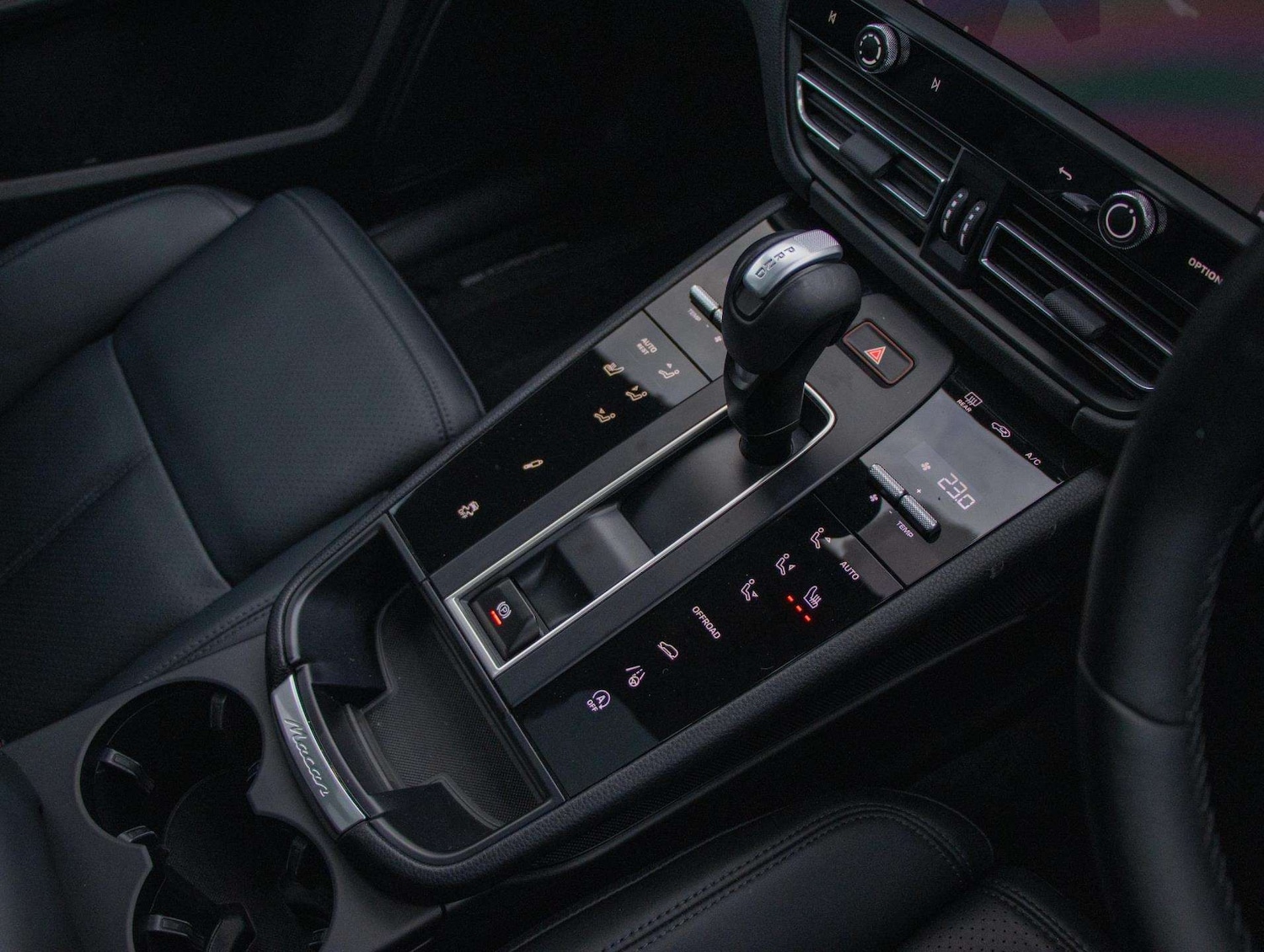 Used Porsche Macan 2023 for sale - 76875773: Photo 9