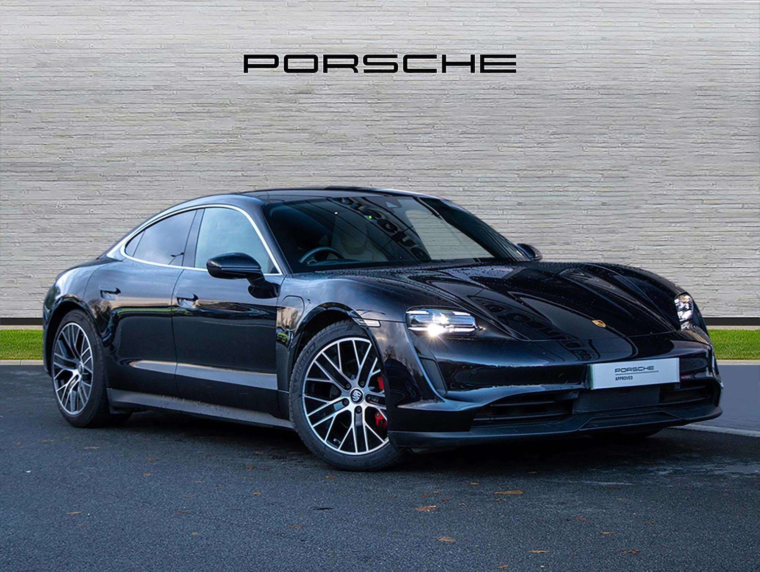 Used Porsche Taycan 2022 for sale - 76661910: Photo 1