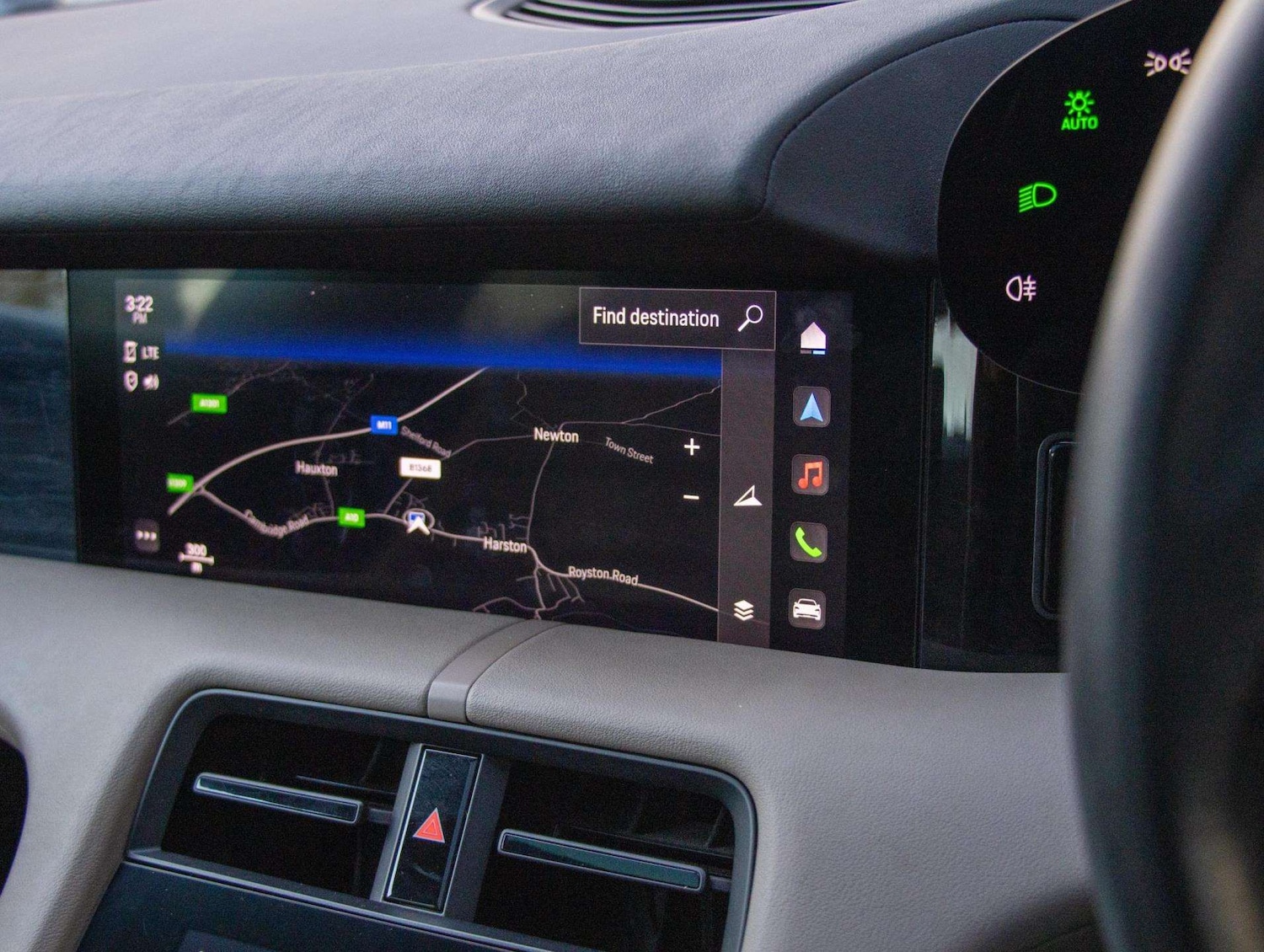 Used Porsche Taycan 2022 for sale - 76661910: Photo 12